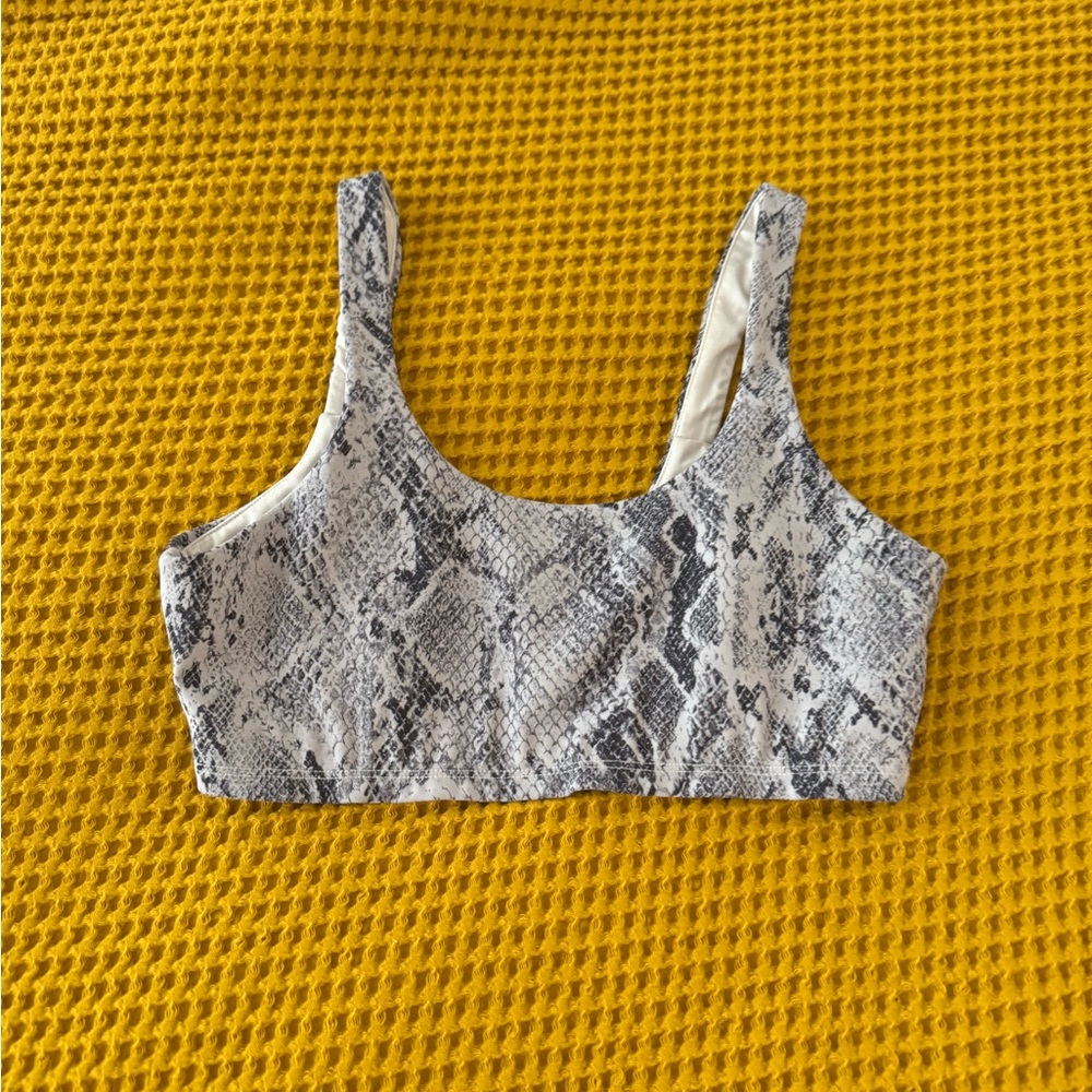 Alo Snakeskin Print Sports Bra - S
